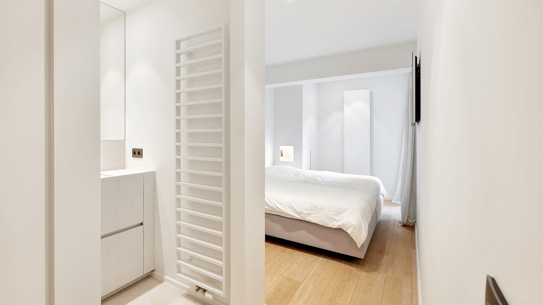 Prachtig gerenoveerd appartement met breed frontaal zeezicht, vlakbij het Albertplein foto 16
