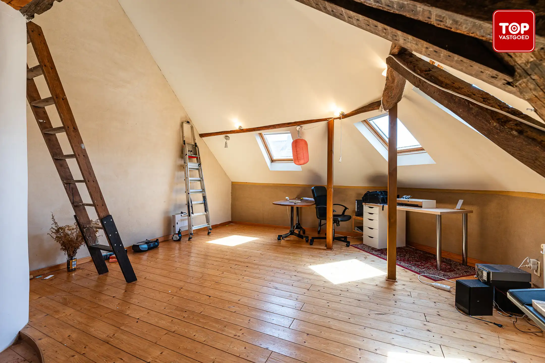 Charmante hoekwoning met 2 slaapkamers nabij centrum Gent foto 21