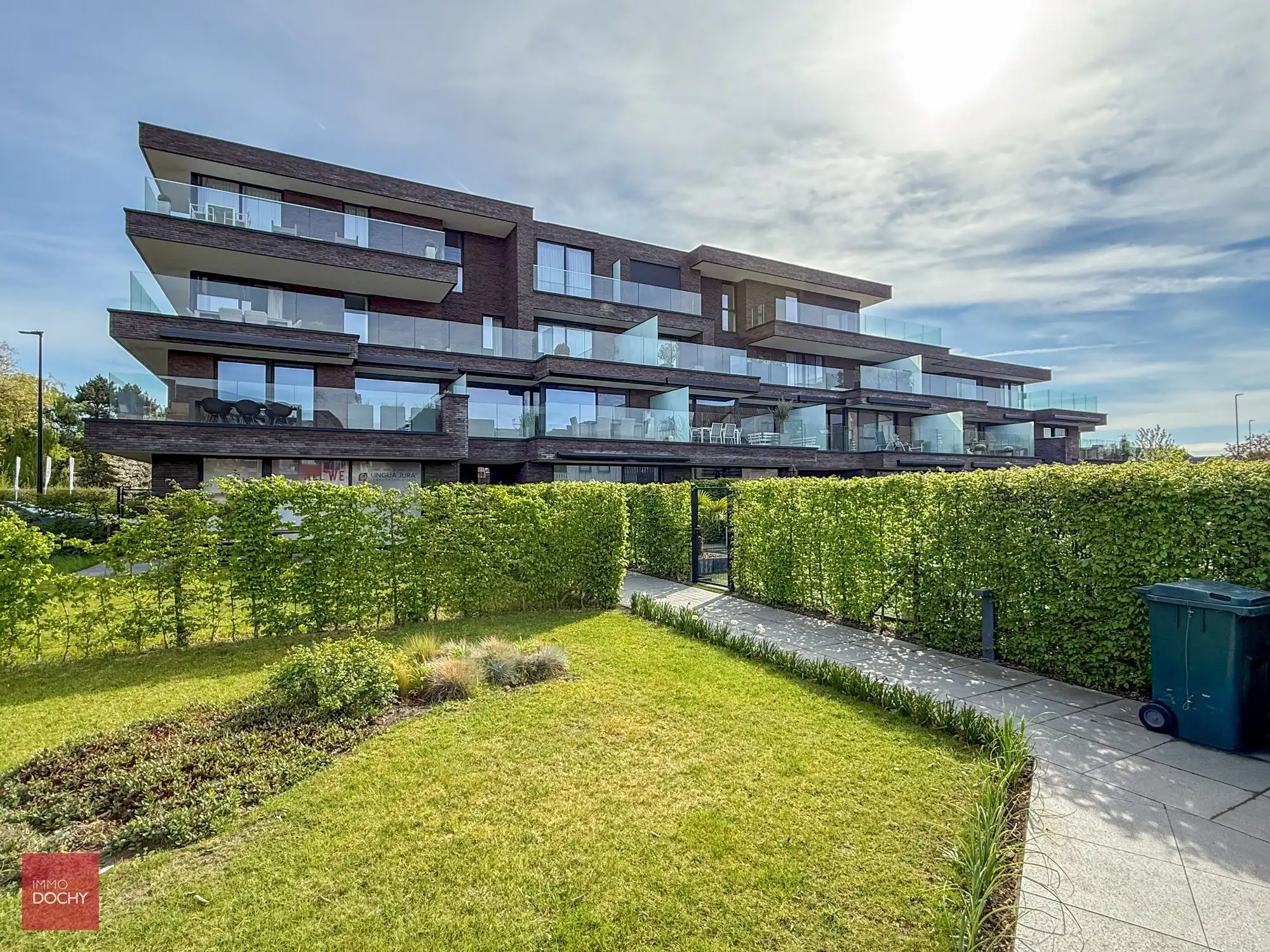 Luxe-penthouse met grote terrassen nabij centrum | Leeuwkestraat foto {{pictureIndex}}