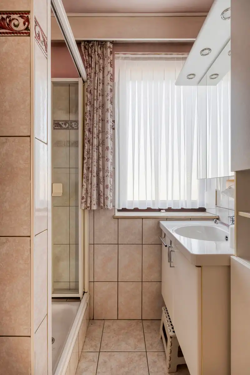 Rustig gelegen rijwoning met 3 slaapkamers foto 15