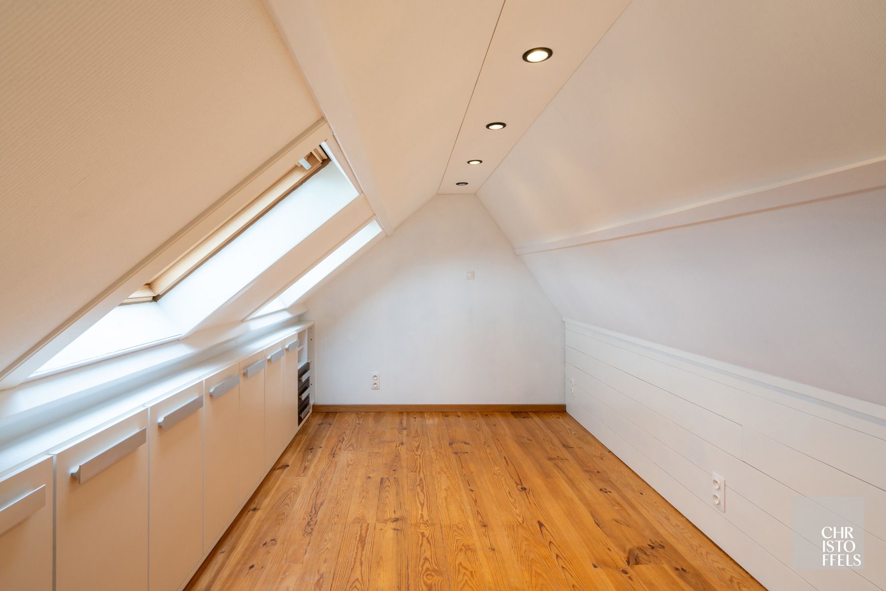 Charmant gerenoveerde gezinswoning met 3 slaapkamers!  foto 10