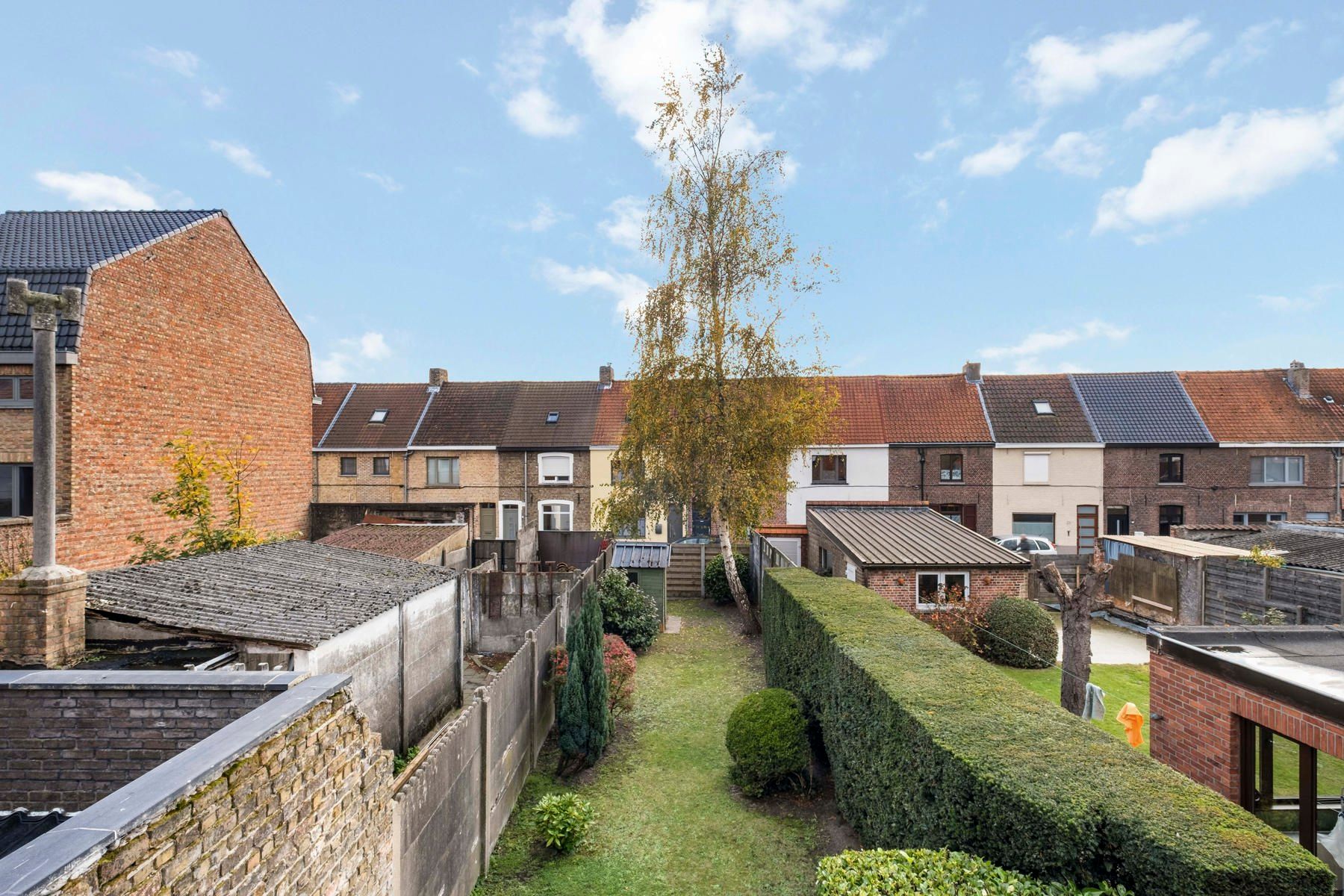 Huis met kantoorruimte te St. Kruis foto 12