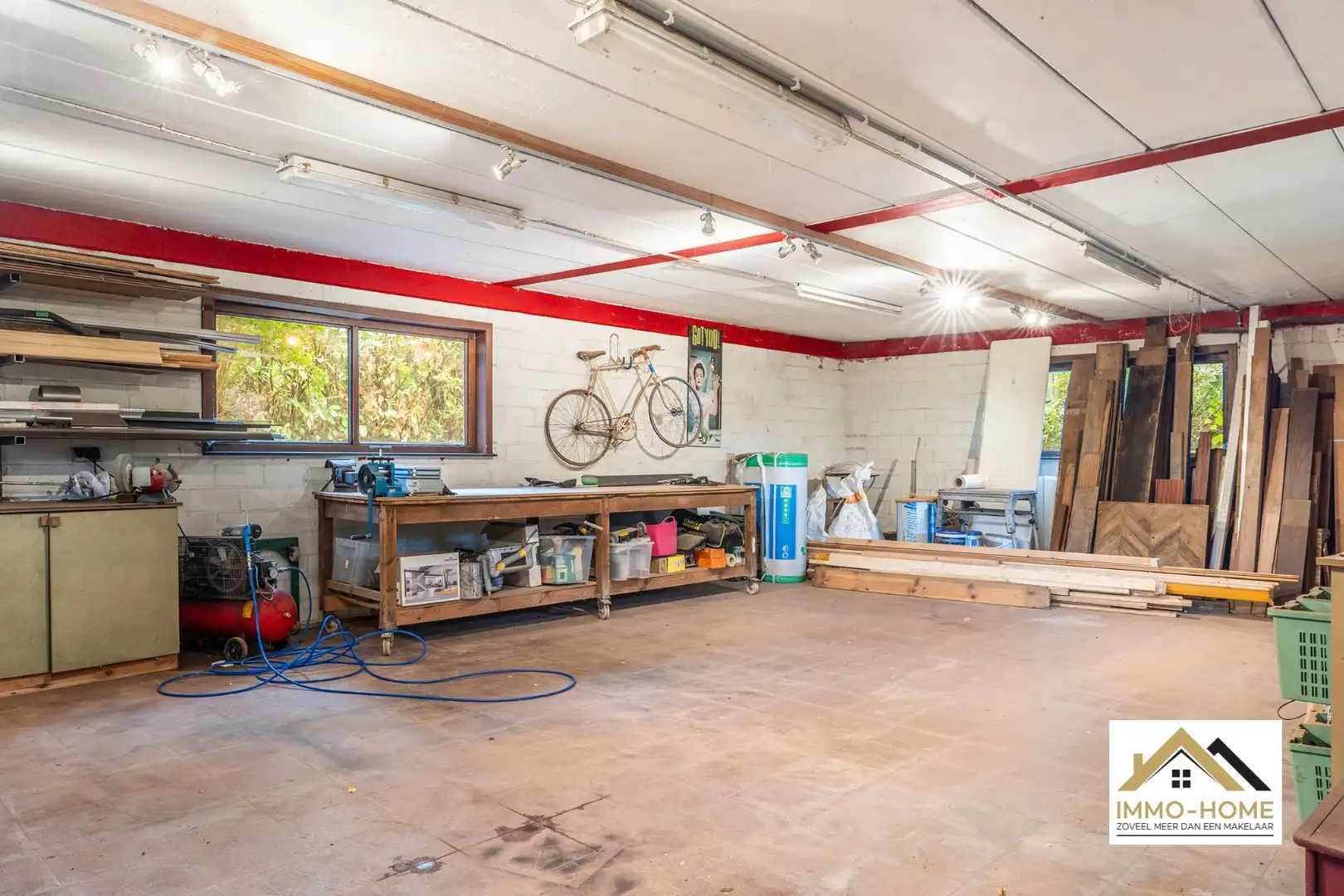 imposante woning MET extra atelier/werkplaats!! foto 16