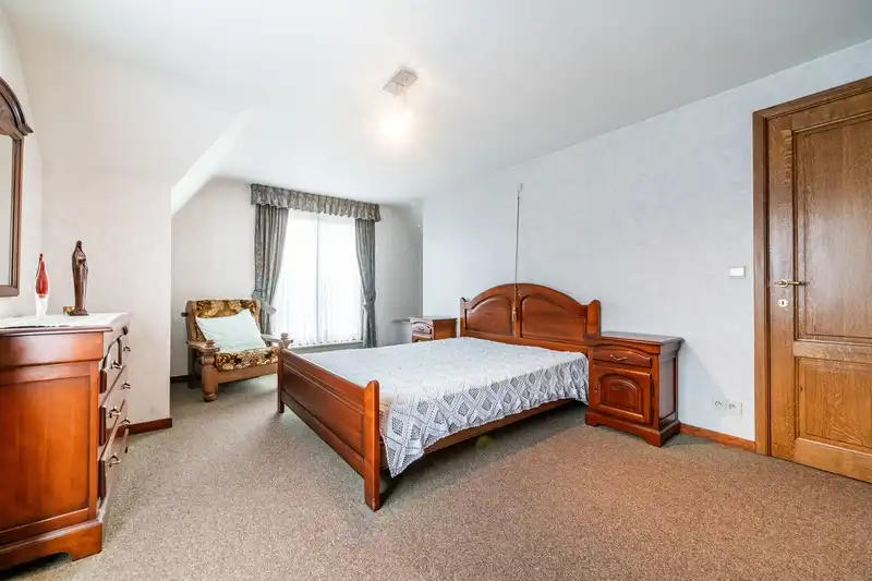 Karaktervolle villa op een perceel van 1.395 m² foto 9