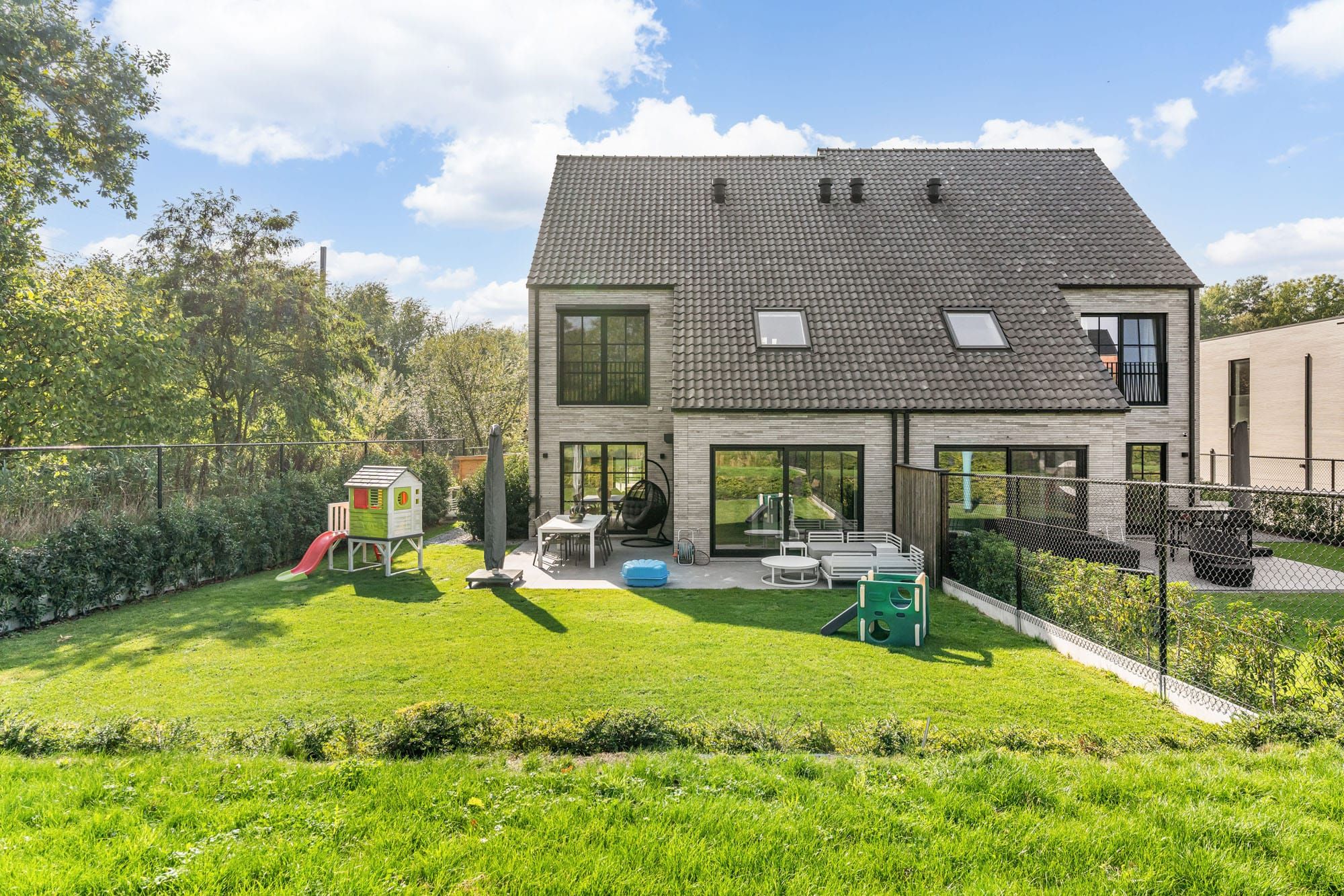 Exclusieve nieuwbouwwoning met verfijnde afwerking en ruime tuin! foto 25