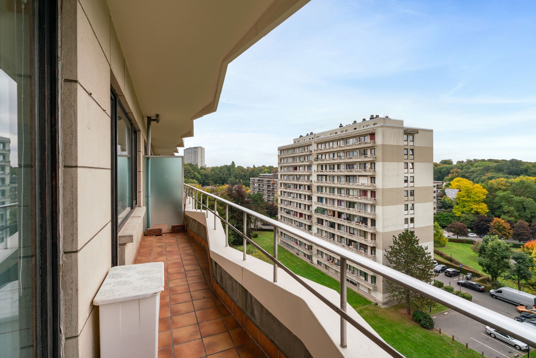 Lichtrijk appartement 2 slaapkamers, 2 terrassen, garagebox foto 4