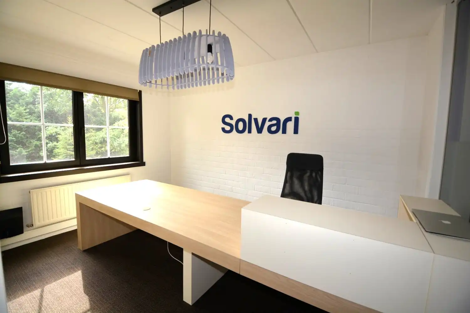 VERZORGD KANTOORGEBOUW MET PARKING! foto 12