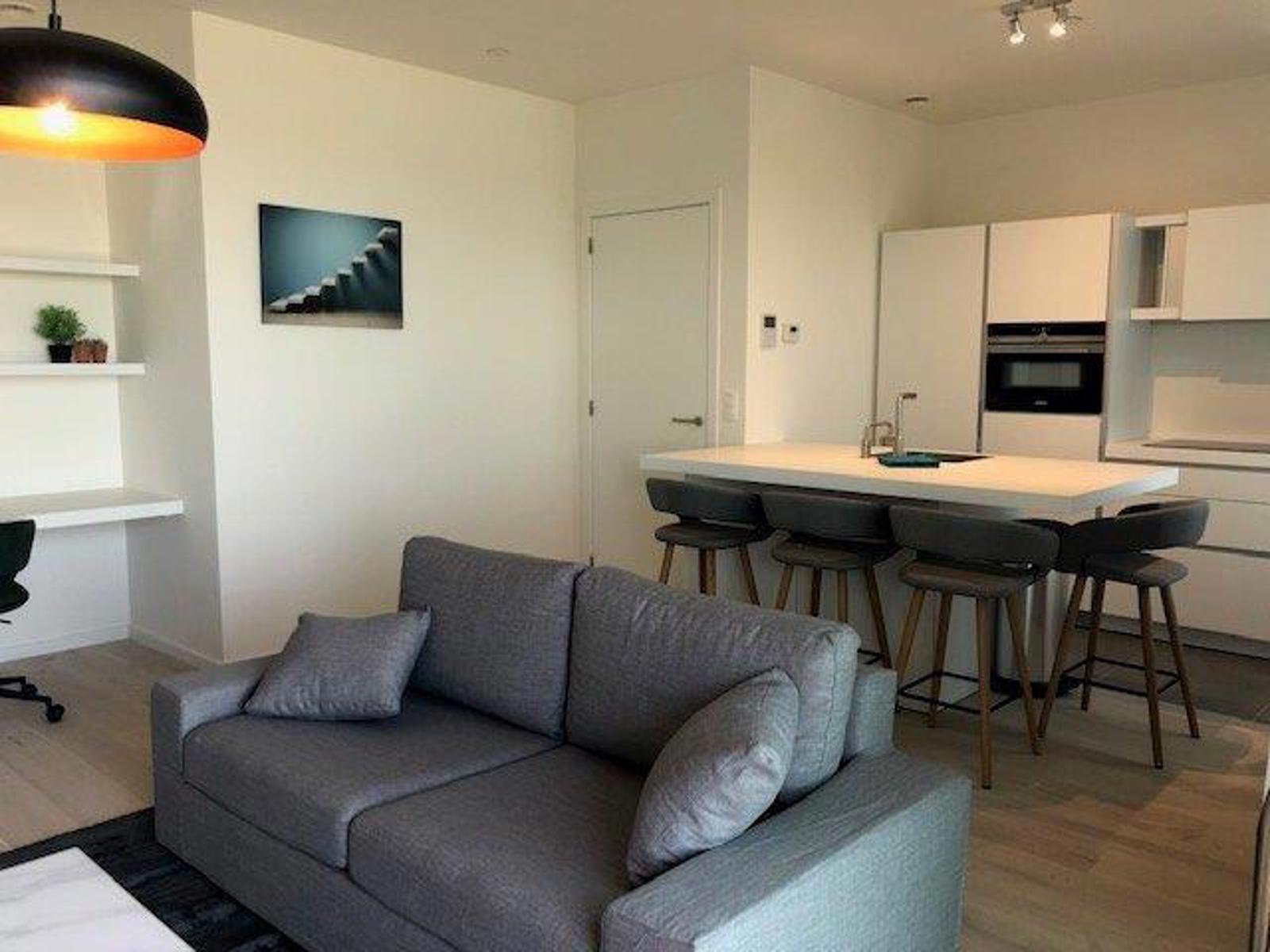 Ongemeubeld 2 slaapkamer appt. met zicht op de Schelde foto 3