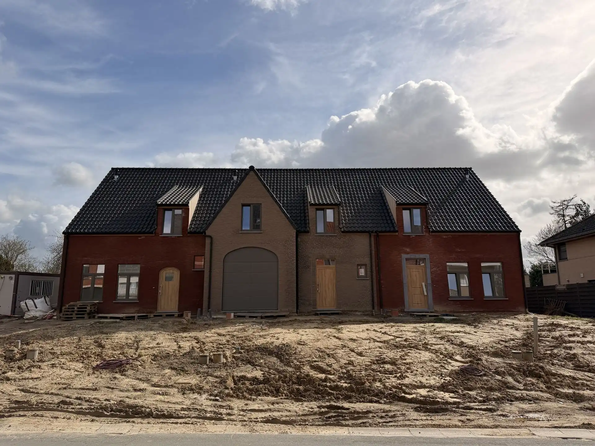 Charmante nieuwbouw (pastorijstijl) in Ronse met grote tuin! foto 2