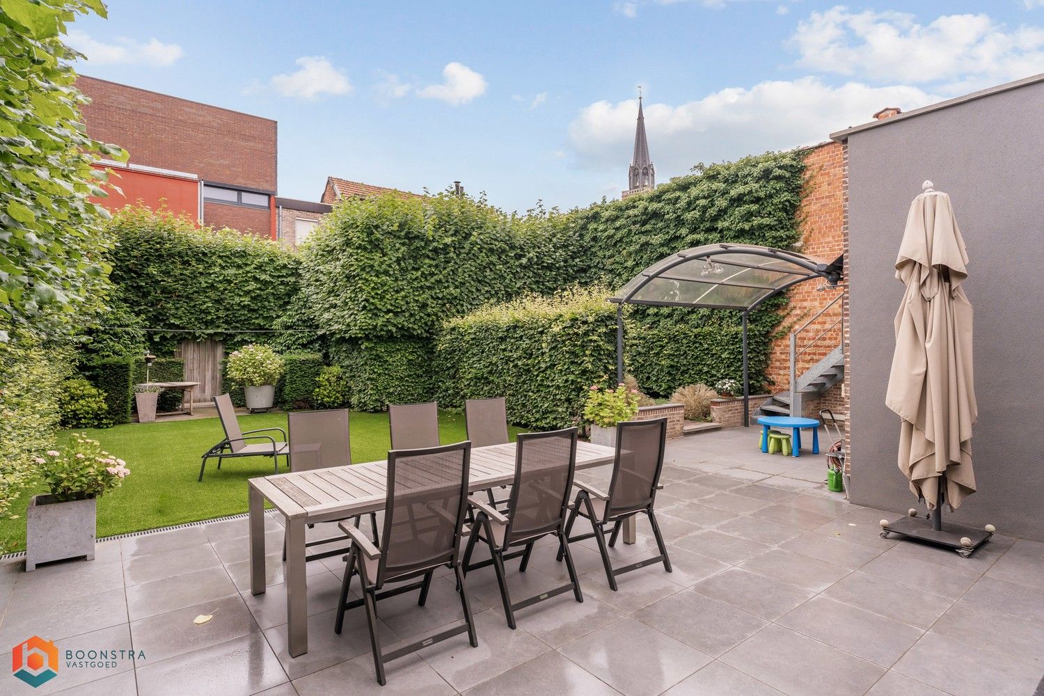 Ruime woning met dubbele praktijkruimte te Boom foto 19