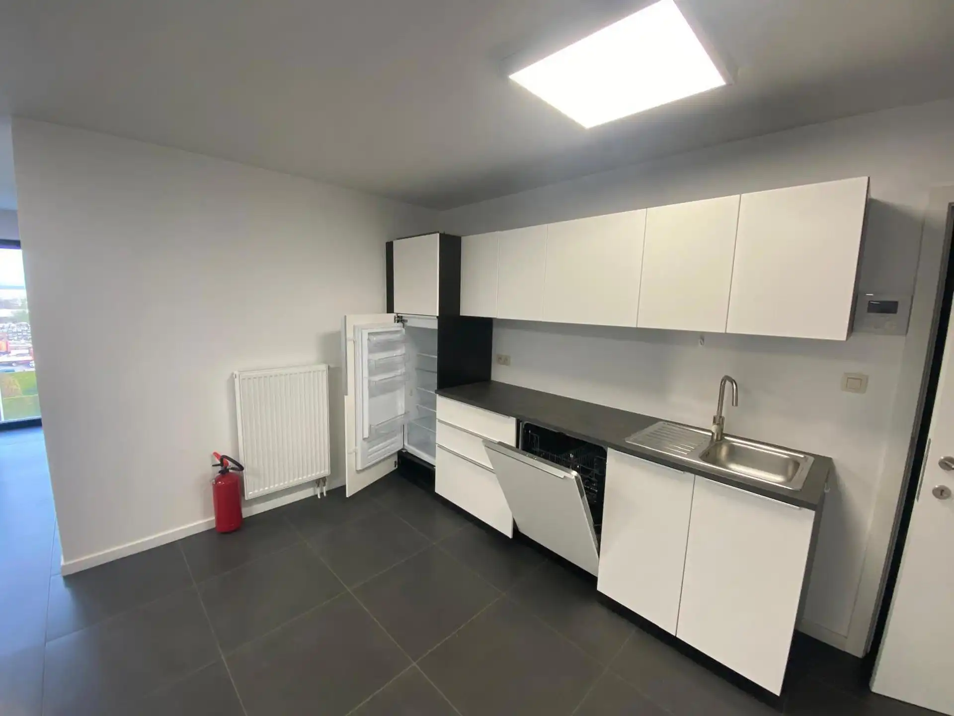 Gerenoveerd kantoor 251 m² te huur in Temse  foto 9