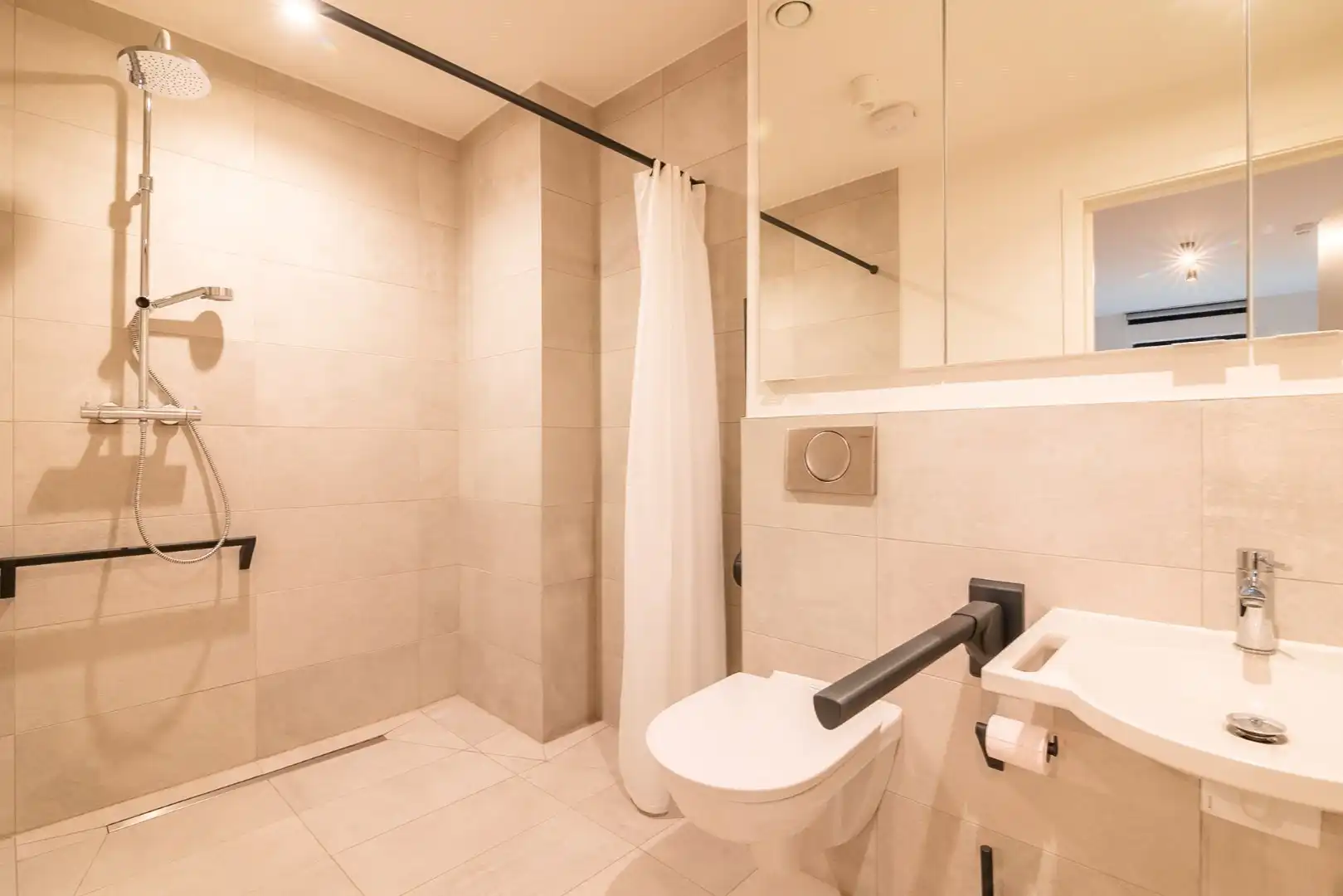 Zorgeloos wonen in stijl: instapklare serviceflat in Residentie Stuyvenberg foto 10