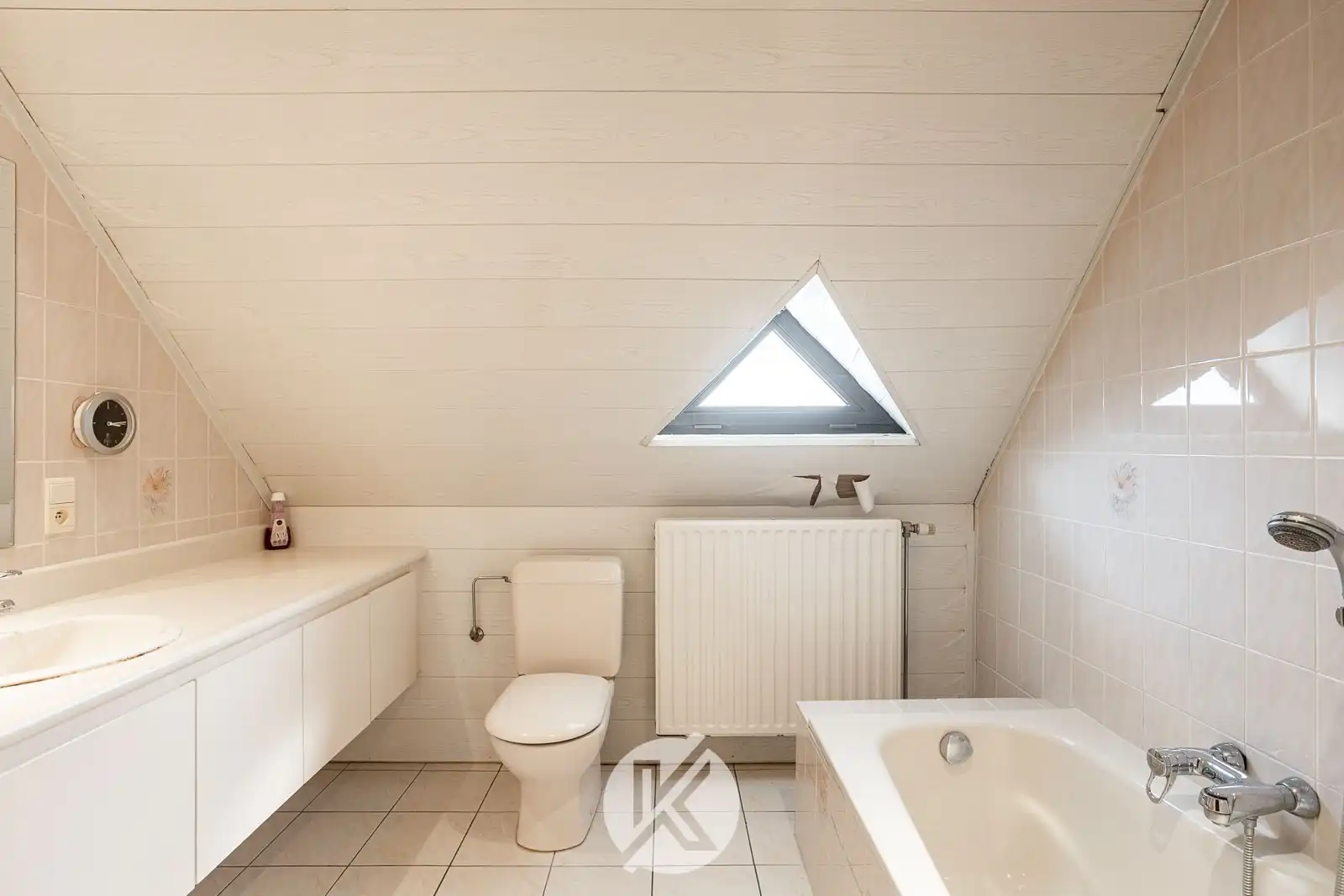 Villa op 31a in een groene omgeving foto 28