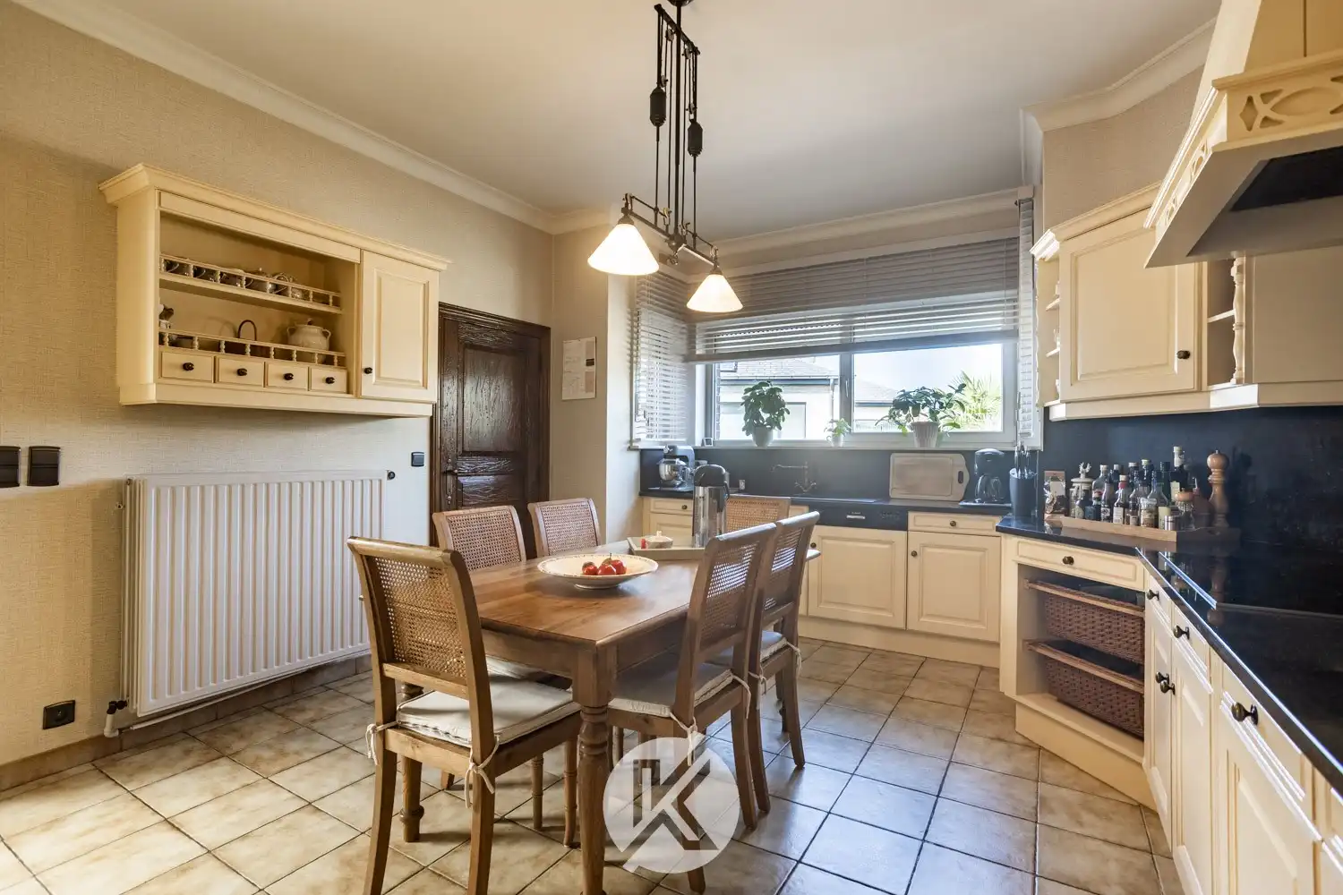 Tijdloze villa op een riant perceel foto 16