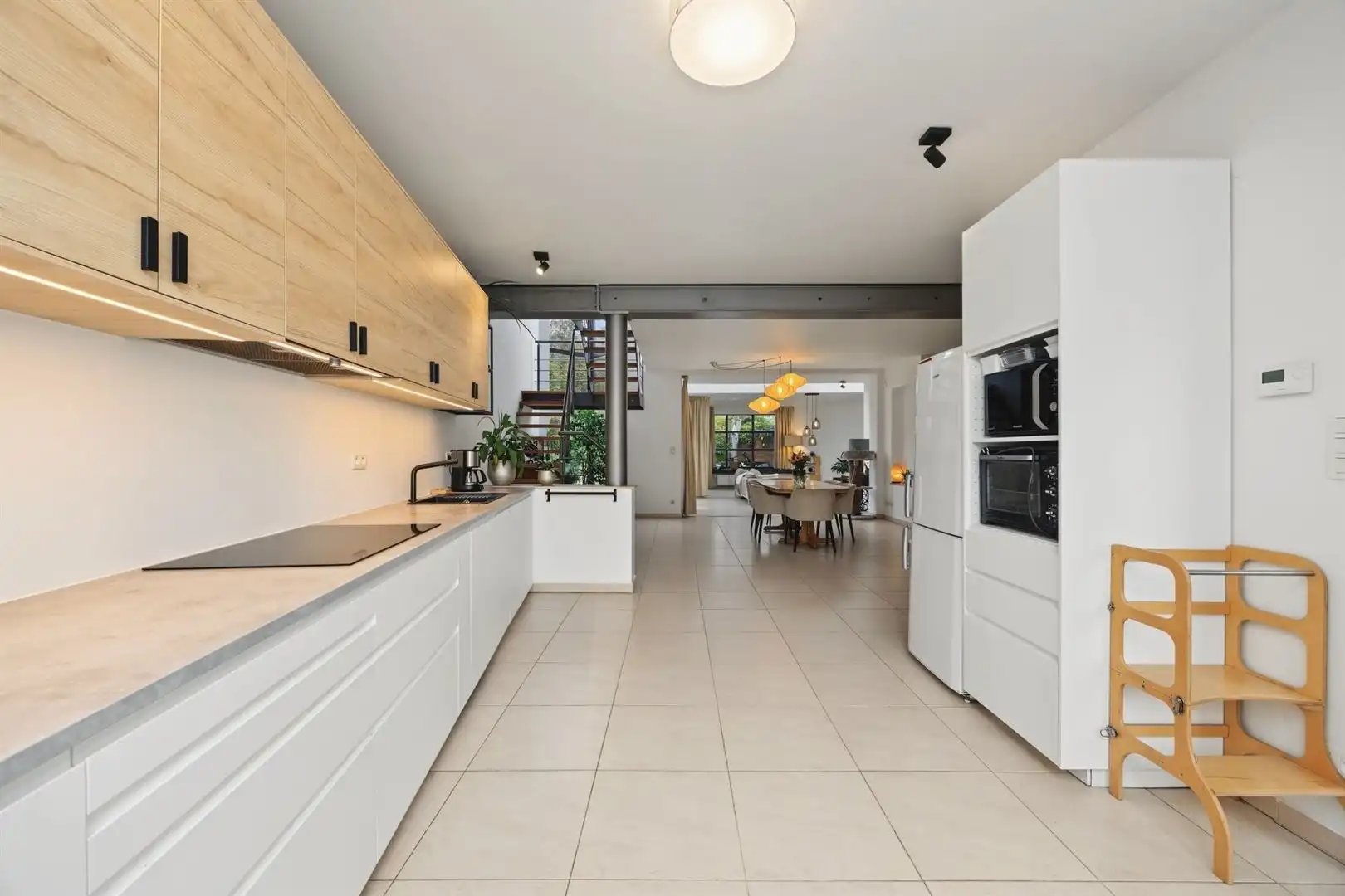 Een ruime, lichtrijke woning met uitbreidingsmogelijkheden in het hart van Zemst foto 4