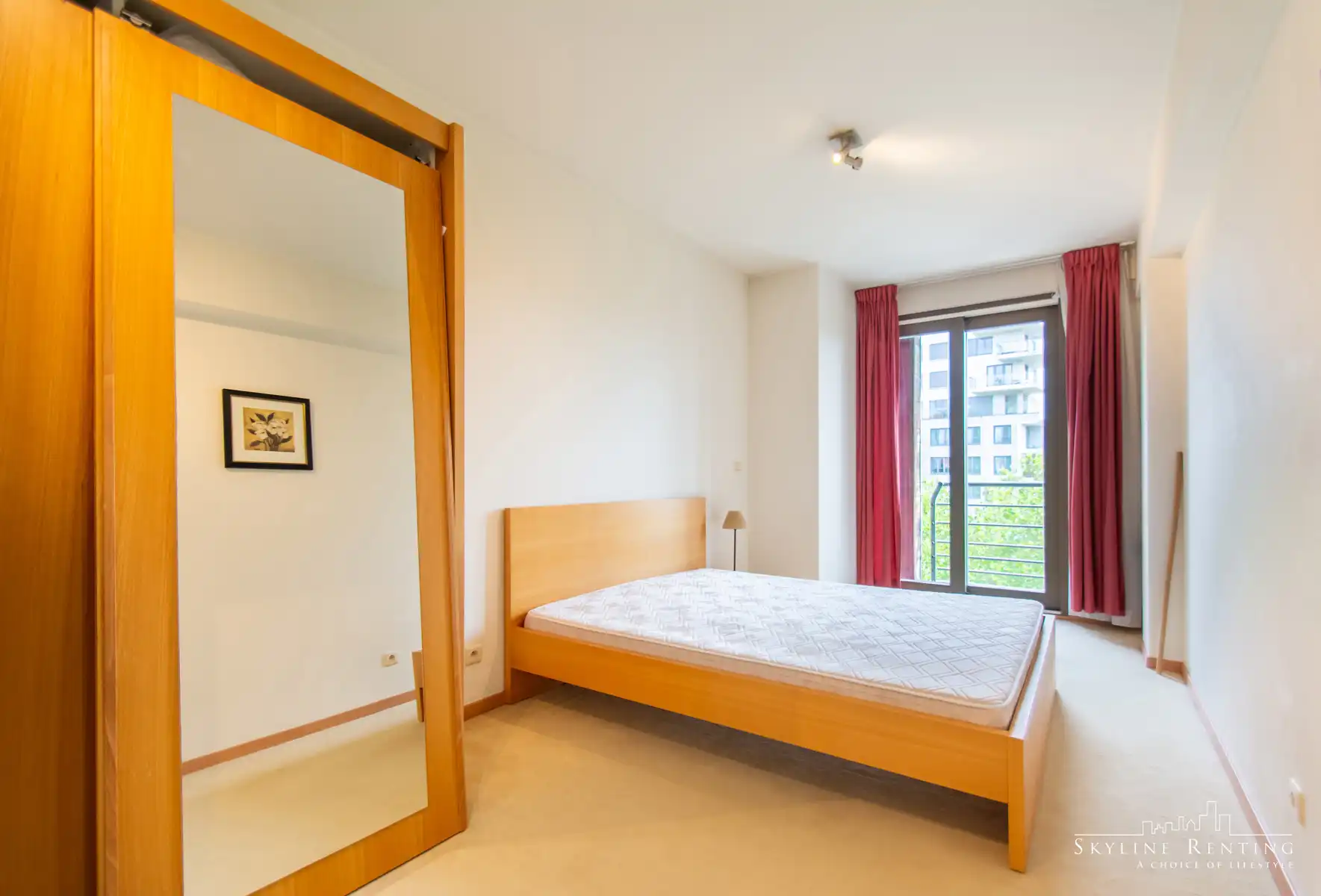 2 slaapkamer gemeubeld appartement met terras foto 9