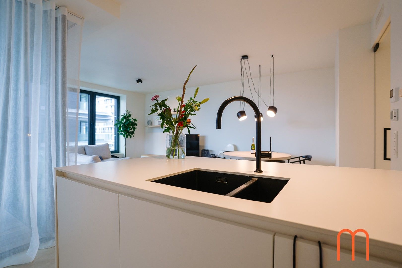 Modern nieuwbouwappartement op de 6de verdieping  van residentie Ensor Tower II. foto 4