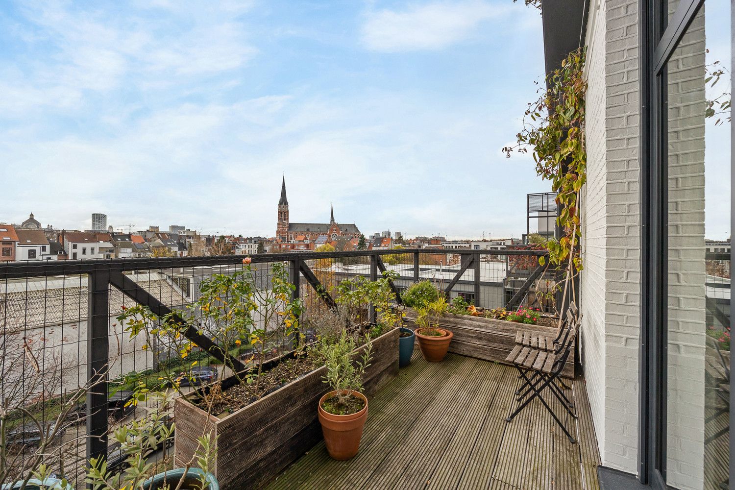 Uitzonderlijke loft 200m² + aangelegde daktuin, terras en 2 optionele garages in rustig, groen woonerf op de grens Borgerhout/Antwerpen foto 11