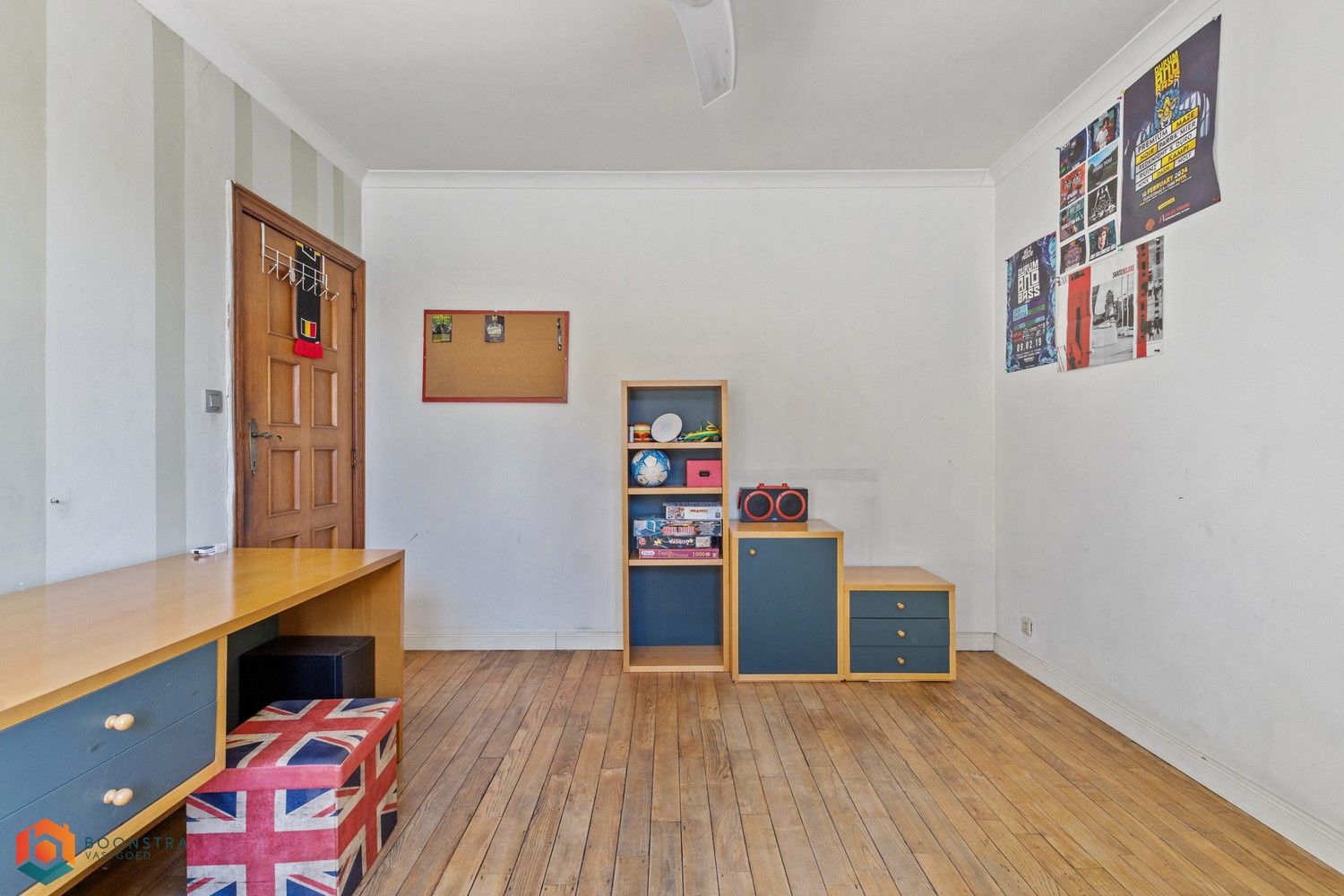 Ruime woning met handelsruimte en grote garage / werkplaats foto 25