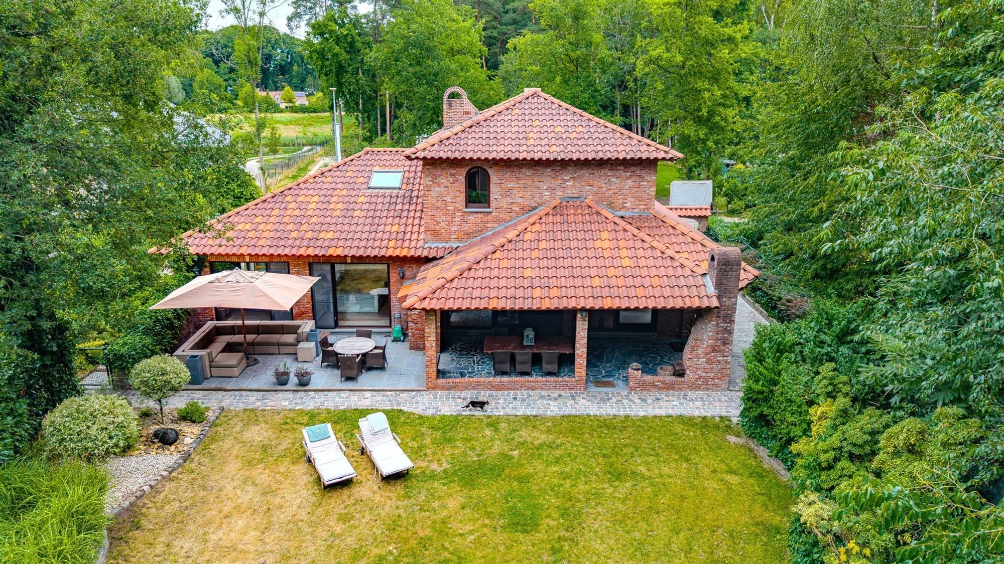 Charmante villa met 3 slaapkamers in Spaanse stijl te koop in Zoersel foto 31