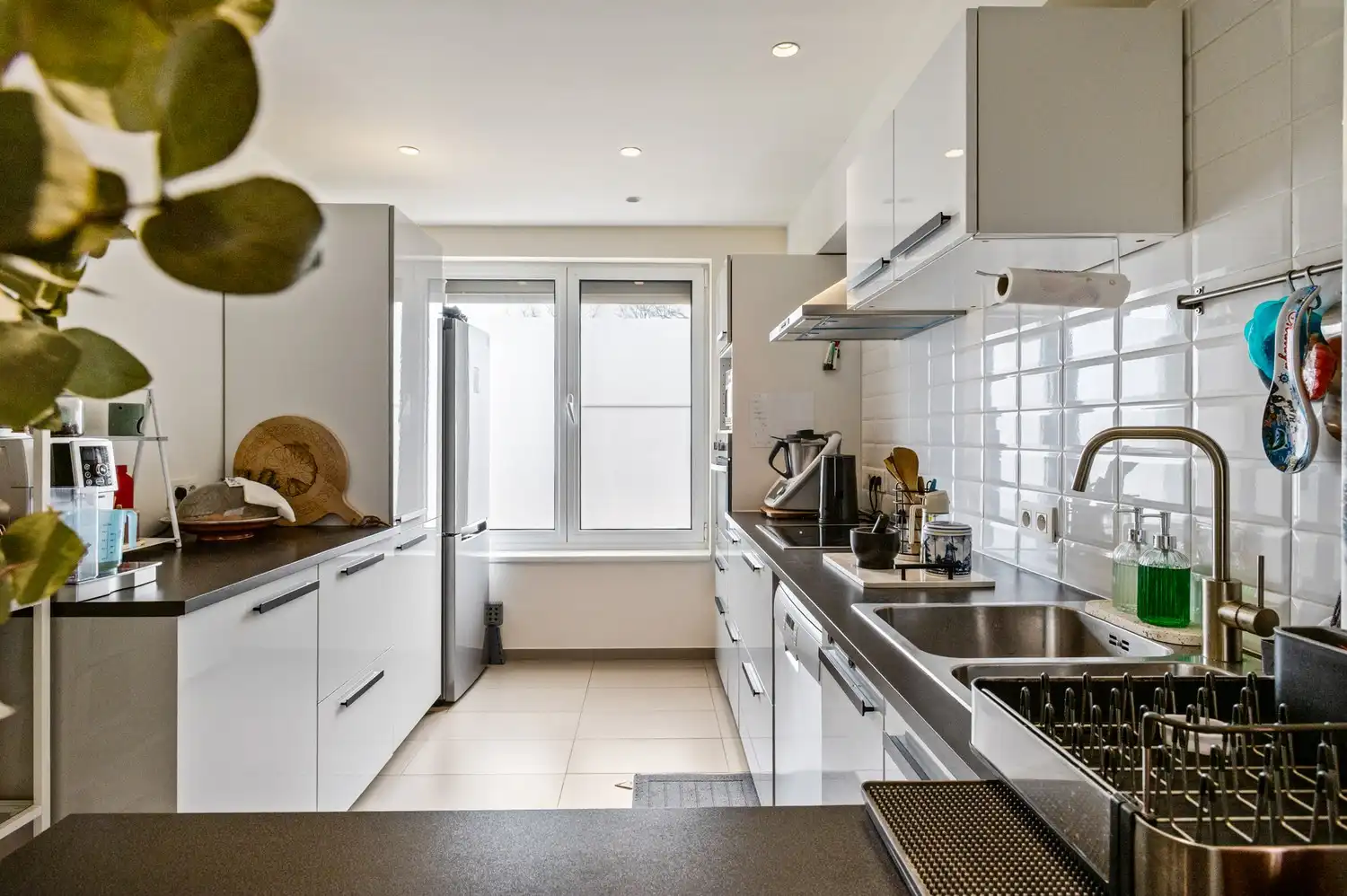 Gerenoveerd appartement met 2 slaapkamers te Deurne! foto 7