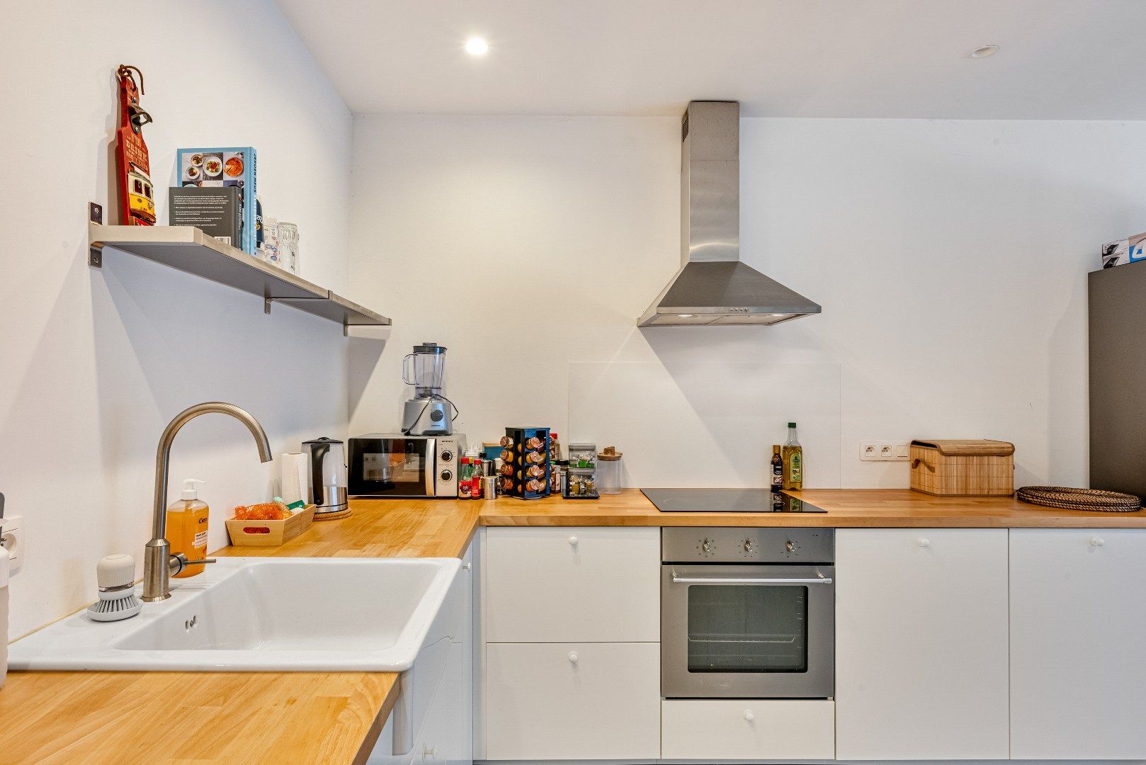 Mooi gerenoveerd appartement vlakbij de Visserij te Gent foto 8