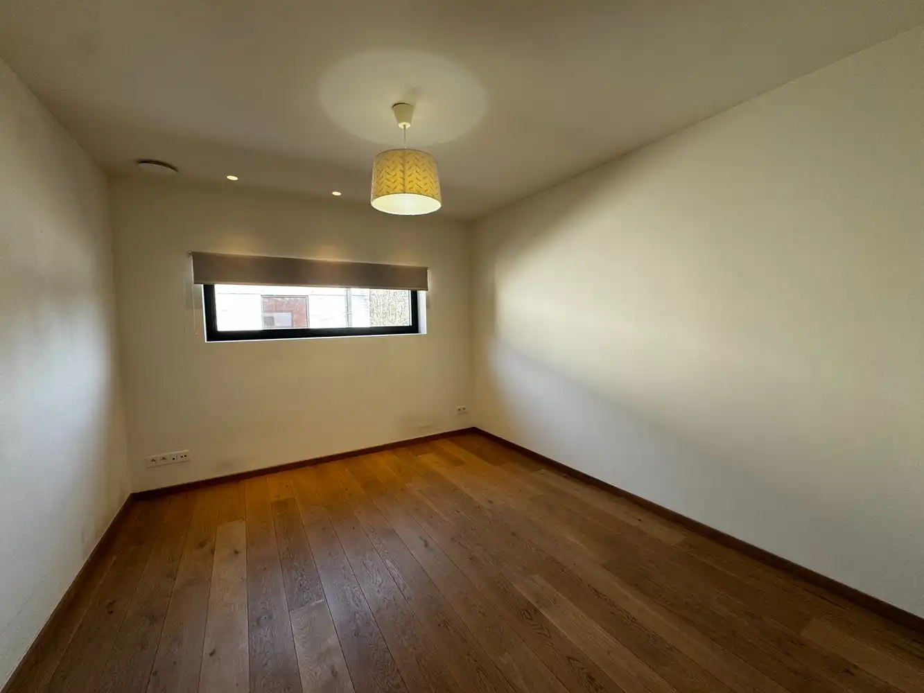 Architecturale woning met unieke split-level leefruimte in het groene Wiemesmeer foto 15