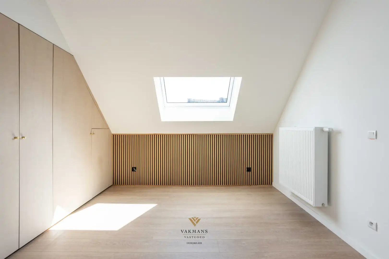 Een vernieuwd huis met 3 slaapkamers en garage foto 21