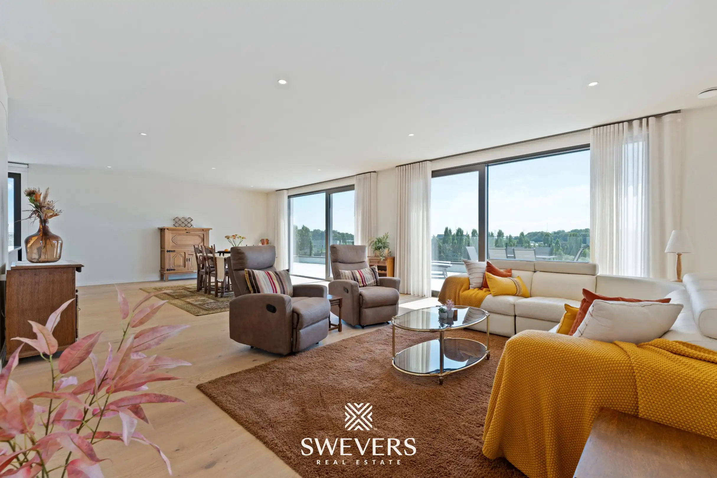 Exclusief penthouse van 206 m² met panoramisch terras (177m²) in hartje Diest foto 2