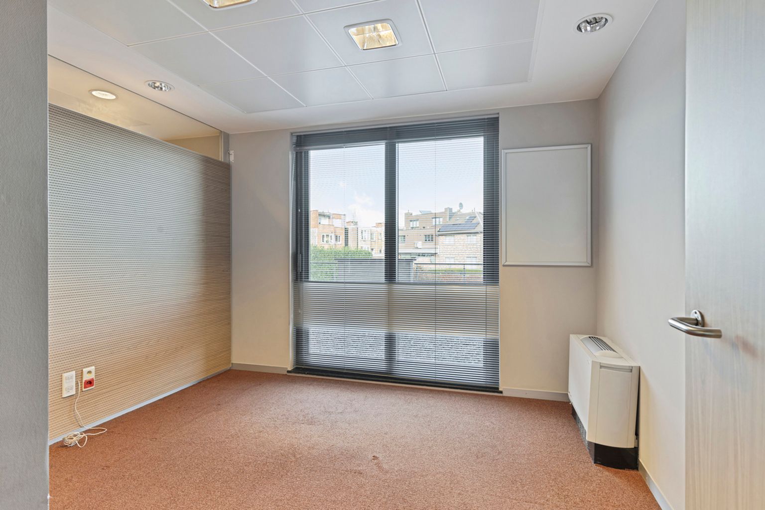 Uitstekend onderhouden gebouw voor gemengd gebruik foto 22