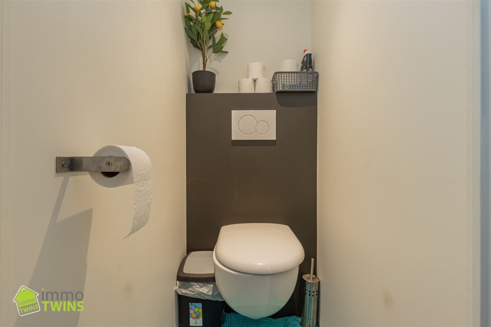 Gerenoveerde woning met loods, oprit en tuin te Grembergen foto 18