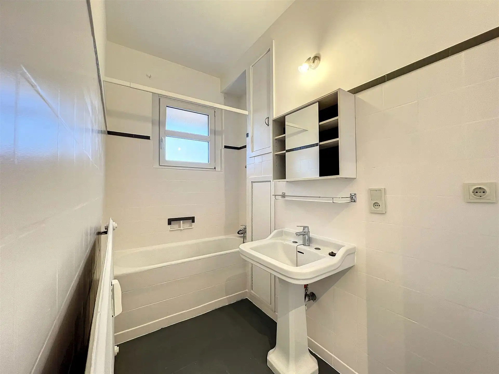 Mooi appartement met 2 slaapkamers + garagebox foto 6