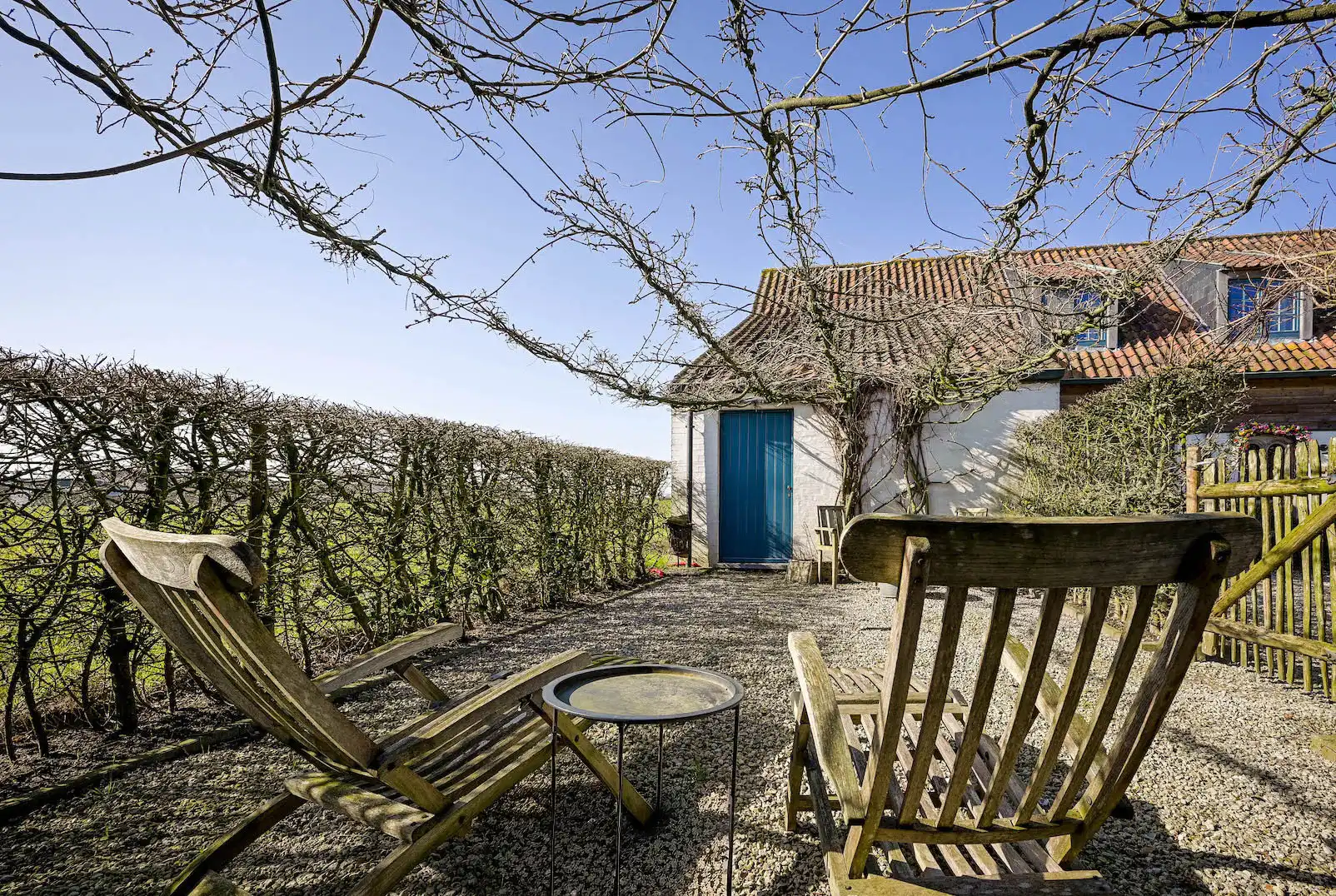 Idyllisch gelegen landgoed, voormalige hoeve, met karakterwoning, vakantieverblijf/boutique B & B met 6 vergunde kamers, parking en weide op circa 1 ha foto 19