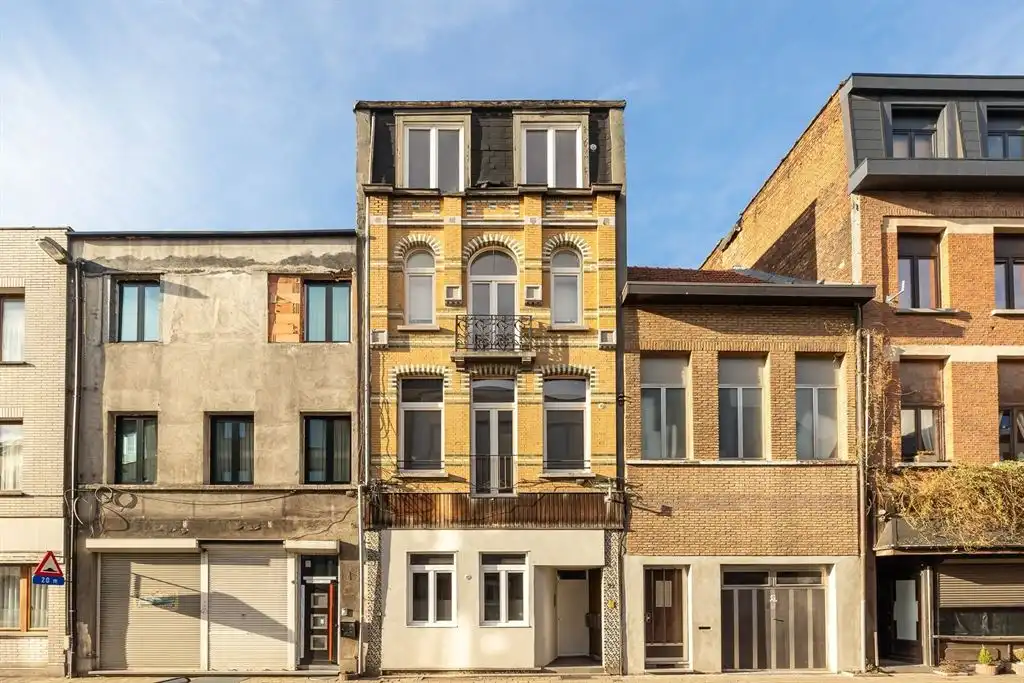 Recent gerenoveerd gelijkvloers met terrasje foto 13