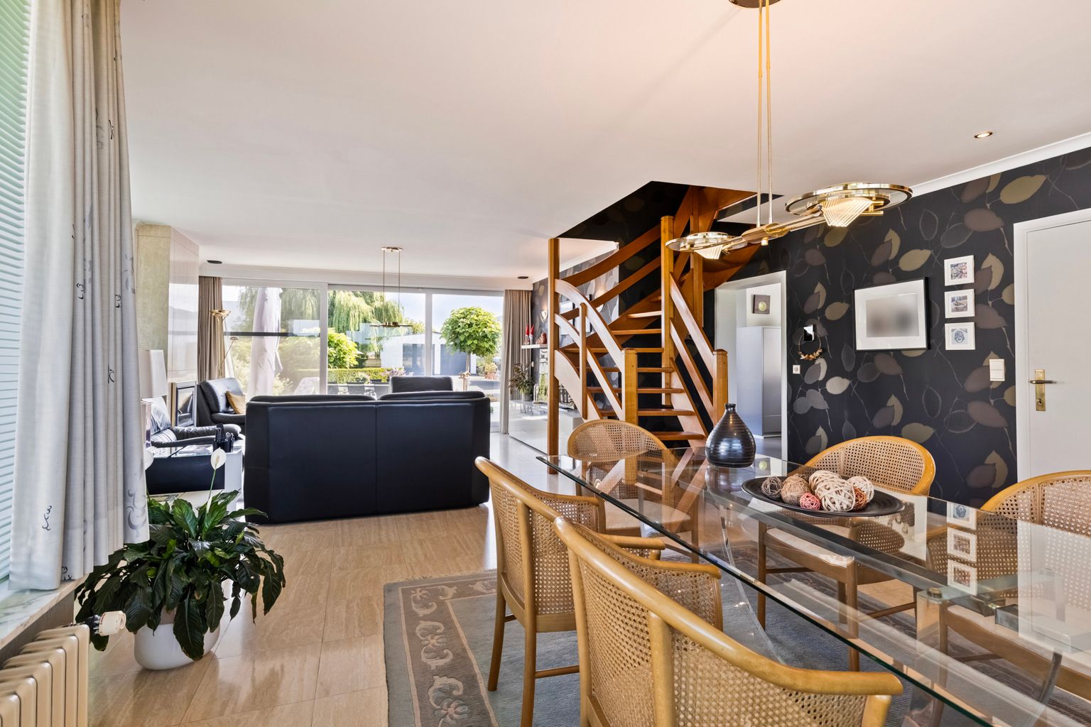 Ruime asbest vrije villa met magazijn en zwembad  foto 19
