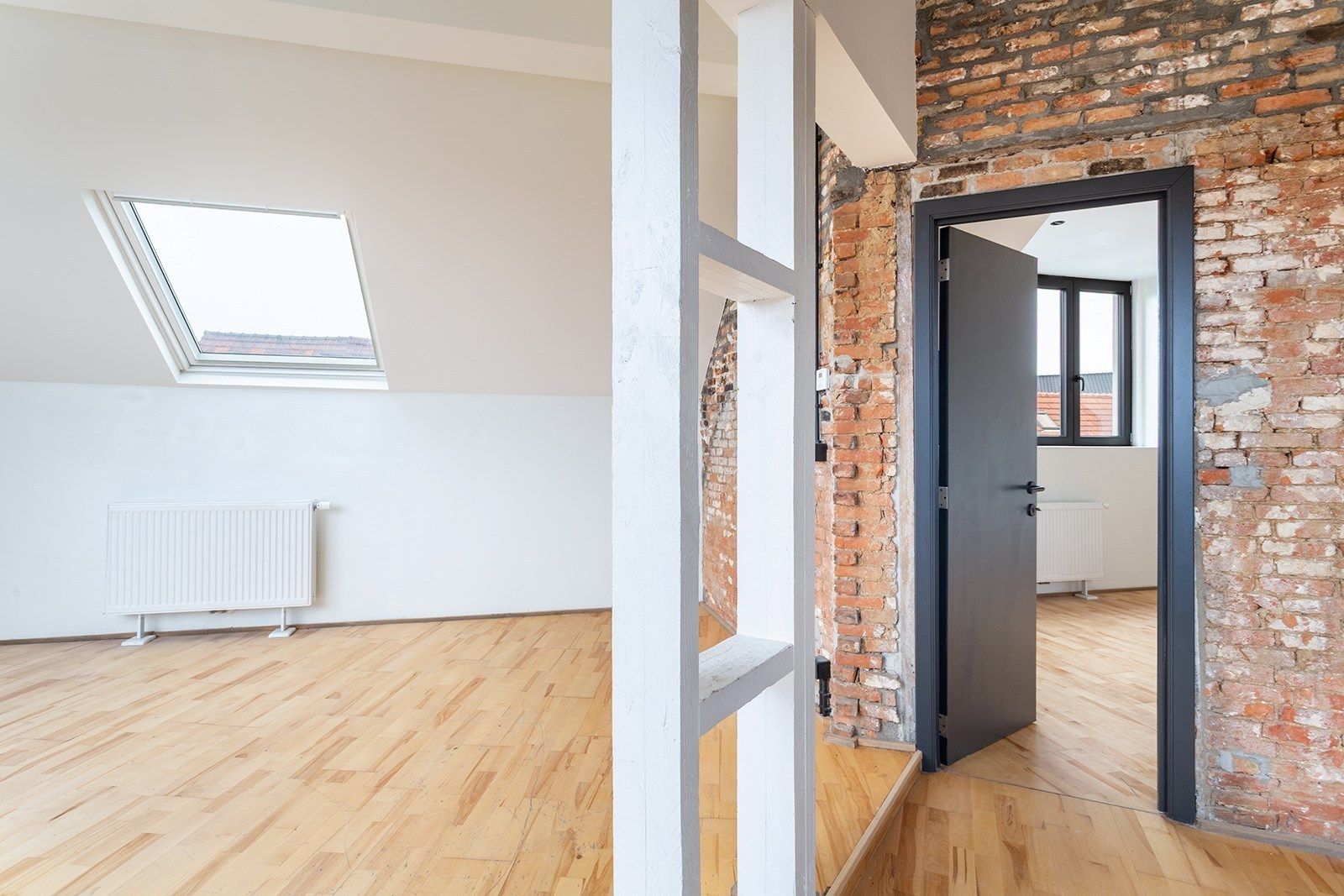 Instapklaar dakappartement op een zuchtje van Park Spoor Noord foto 12