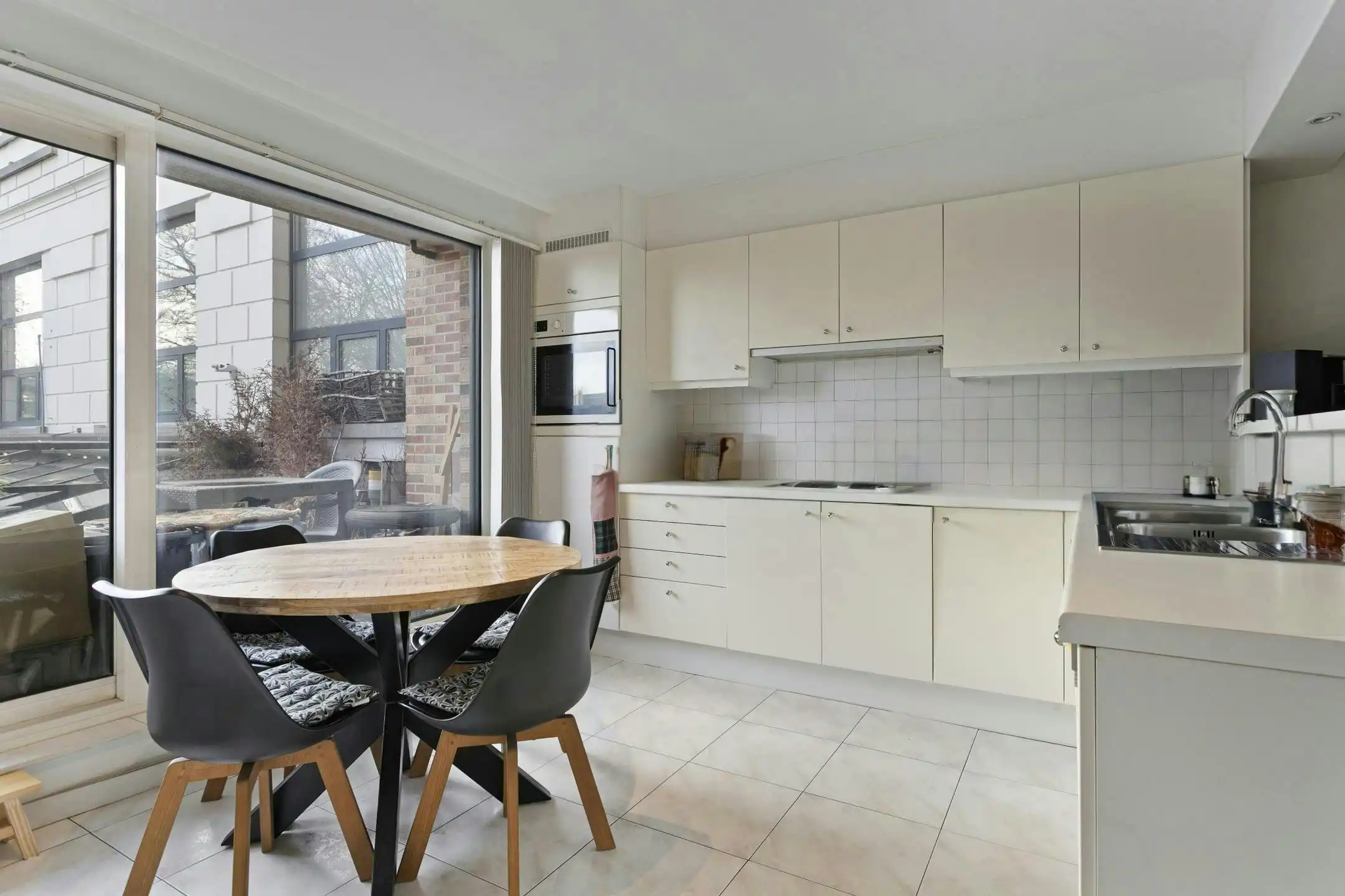 Energiezuinig appartement met 2 slaapkamers in het centrum van Roeselare foto 5