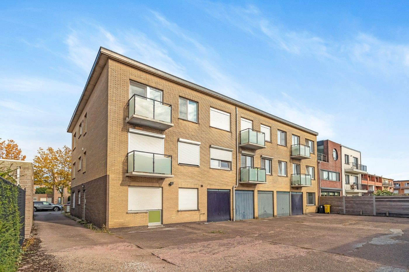 Gerenoveerd app. op 1e verd. met 3 slpk. en garage foto 22