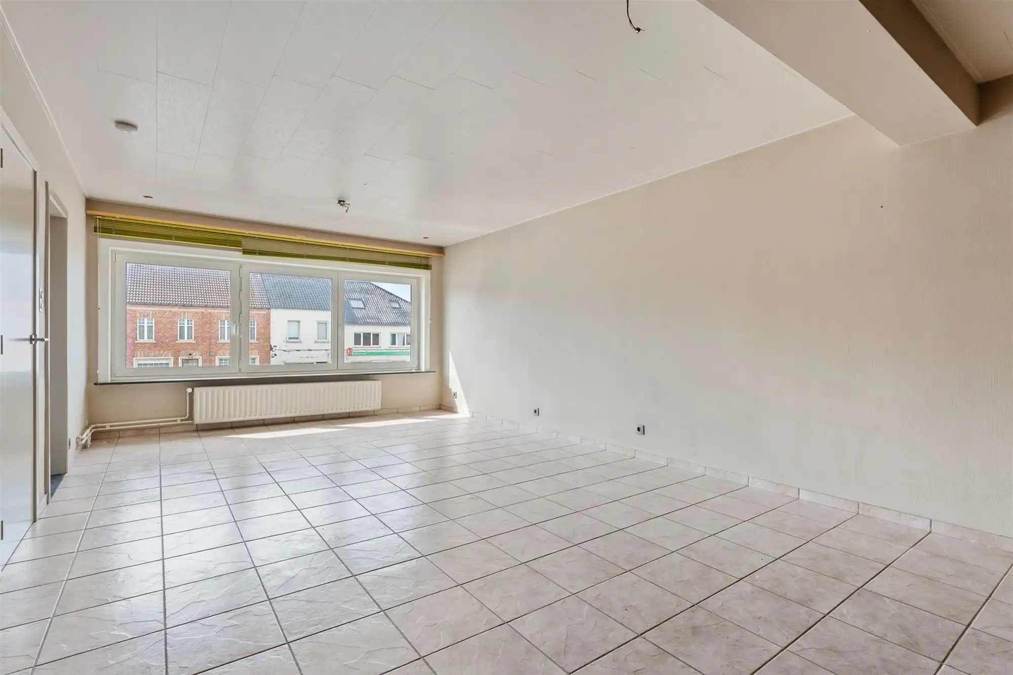 CENTRAAL GELEGEN EN INSTAPKLAAR APPARTEMENT MET 2 SLAAPKAMERS EN GARAGE NABIJ PAAL DORP foto 4