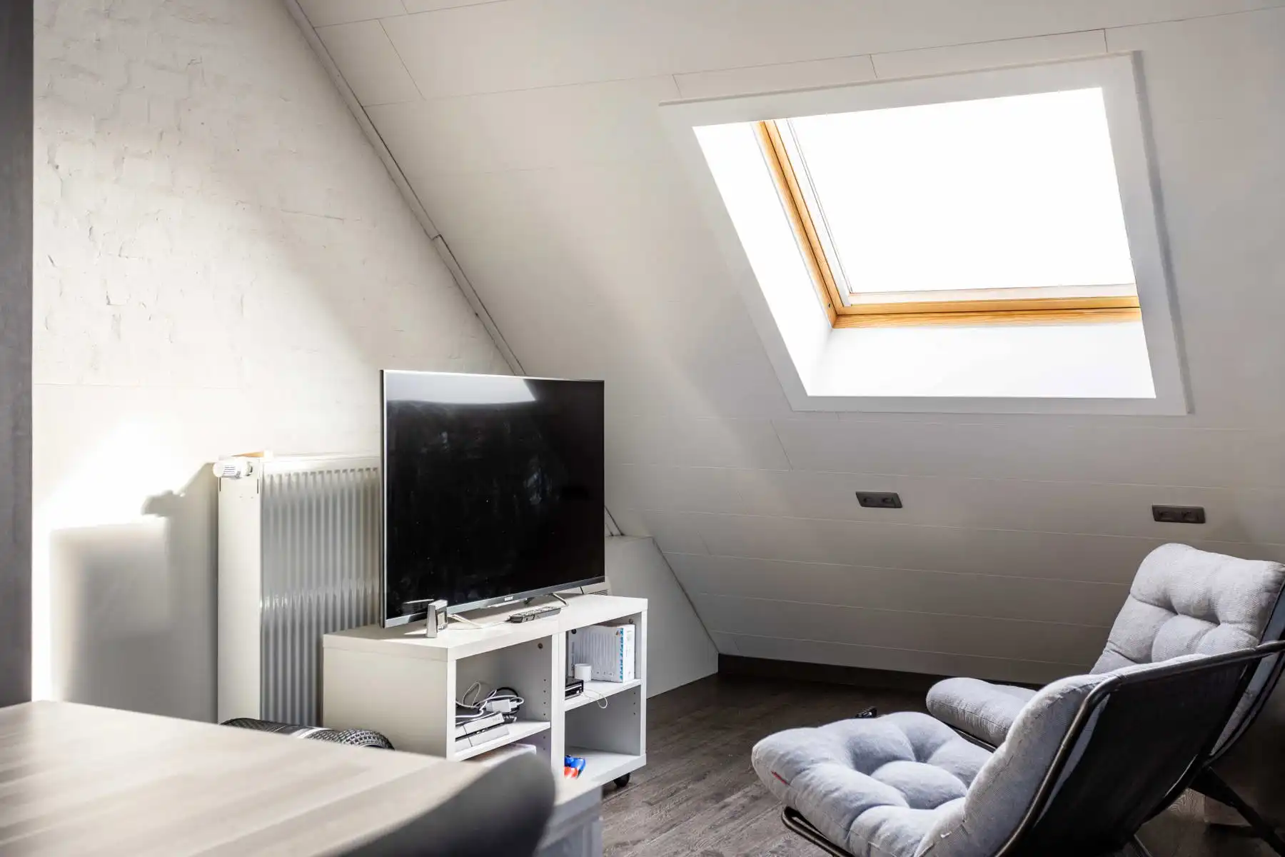 Prachtig onderhouden en instapklare woning vlakbij het centrum van Lede foto 35