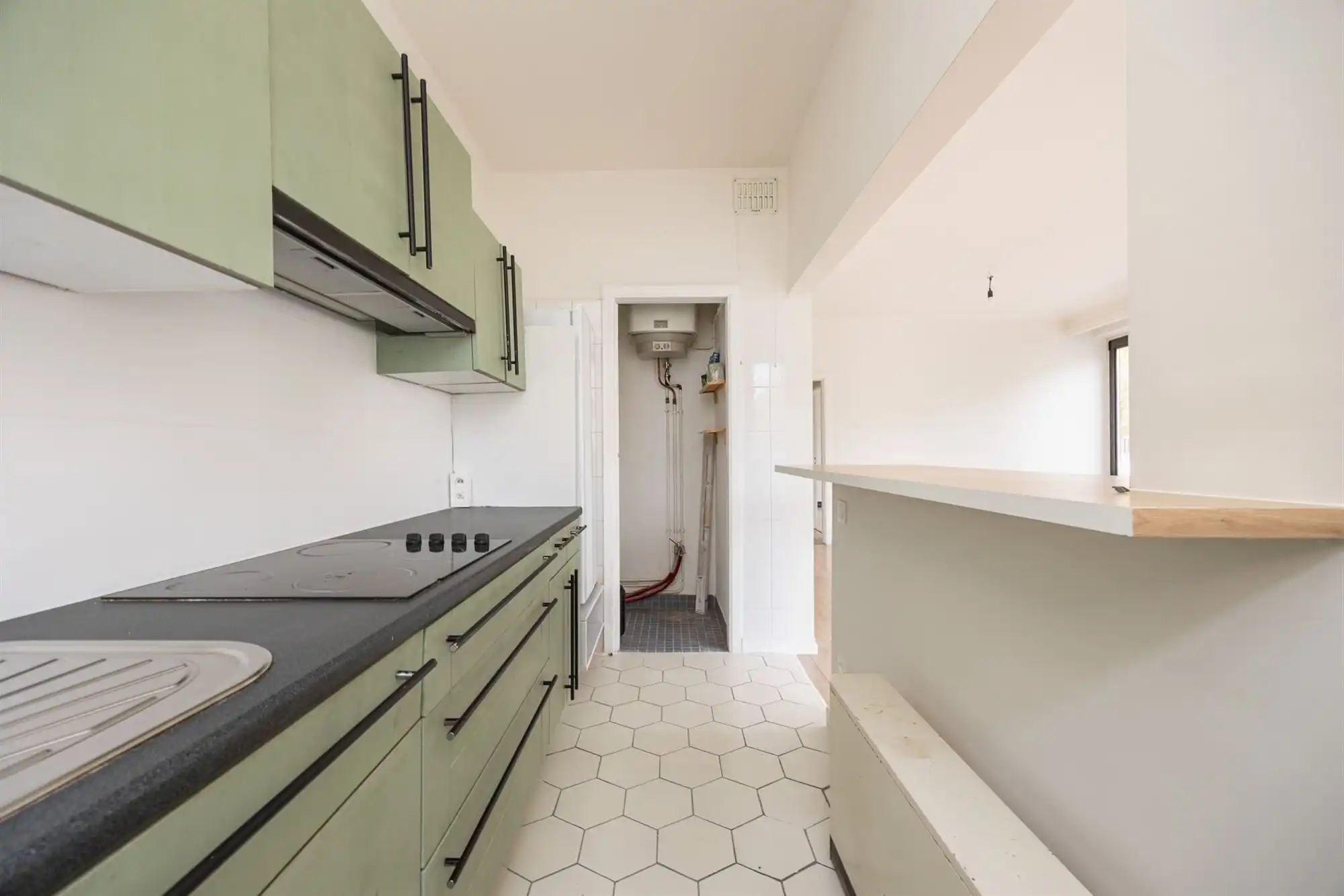 Lichtrijk hoekapp. op centrale ligging foto 13