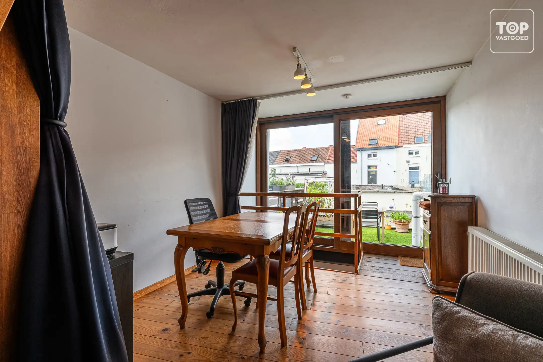 Stadswoning met 3 niveaus nabij Dampoort foto 5