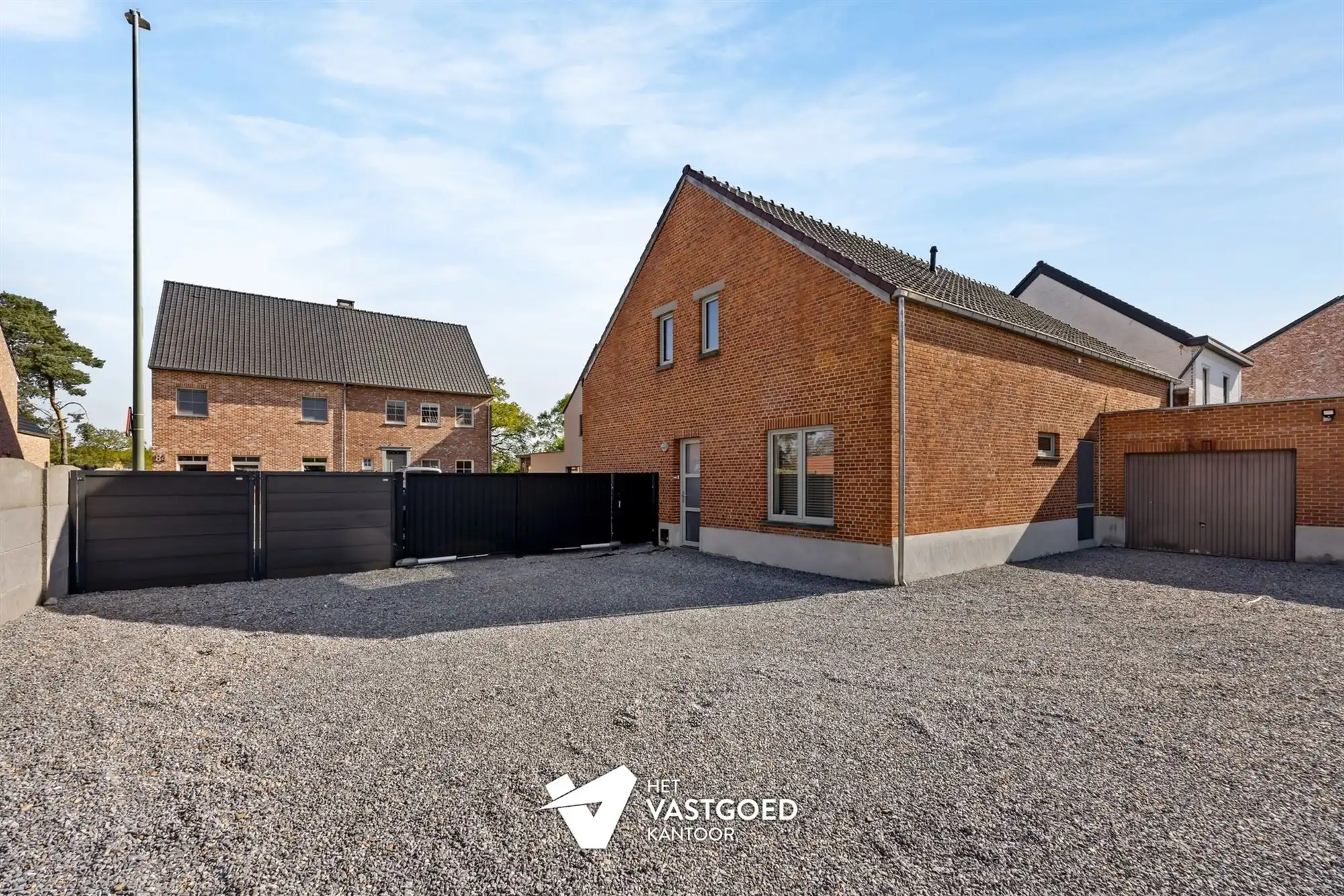 RECENT GERENOVEERDE WONING MET 3 SLAAPKAMERS OP PERCEEL VAN 7A 85CA OP CENTRALE LIGGING TE BERINGEN  foto 28