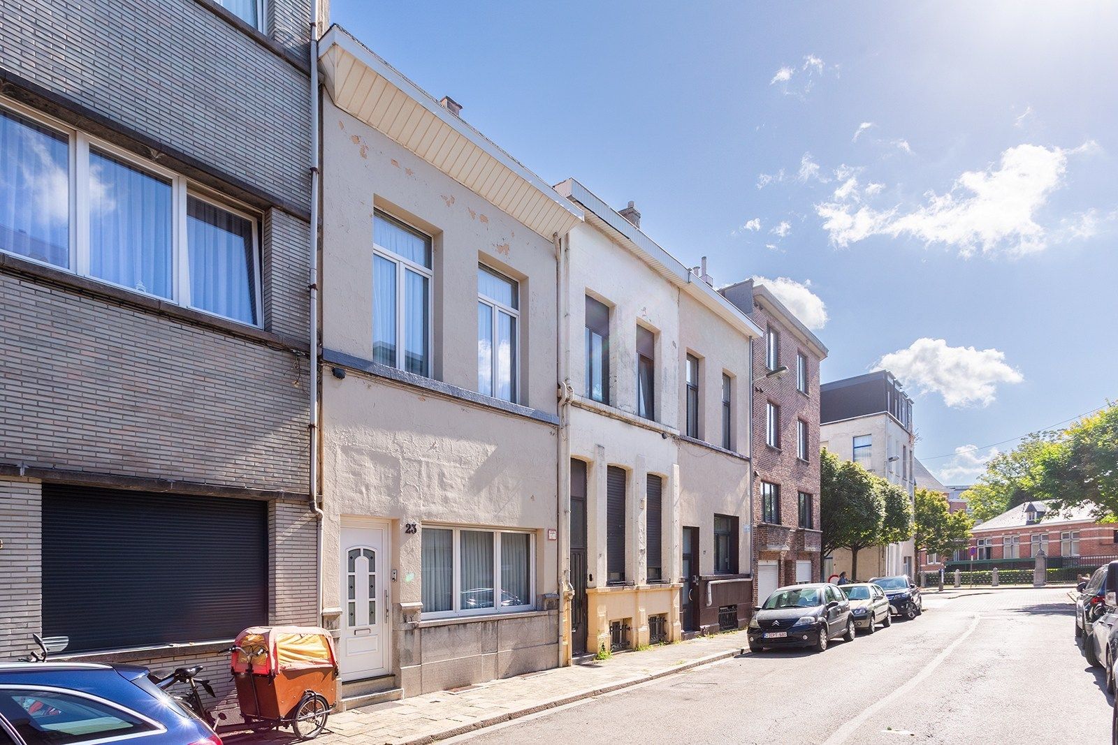 Verzorgde woning met 5 slpks en koer foto 16