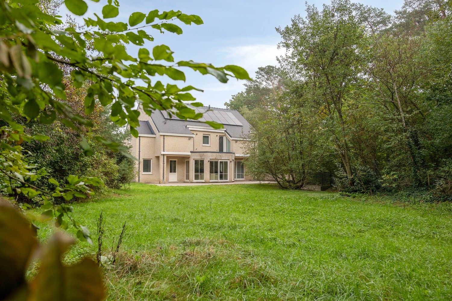 Ruimtelijk én zorgeloos wonen in een groene omgeving nabij het centrum van Maasmechelen foto 17