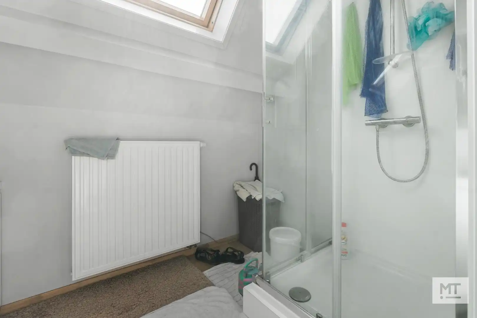 Opbrengsteigendom bestaande uit handelsruimte en 2 appartementen in centrum Beselare foto 16
