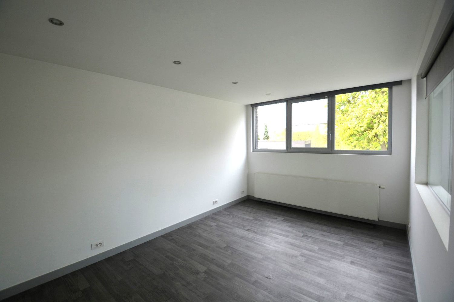 LUXUEUZE WONING MET 3 SLK, GARAGE EN TUIN foto 6