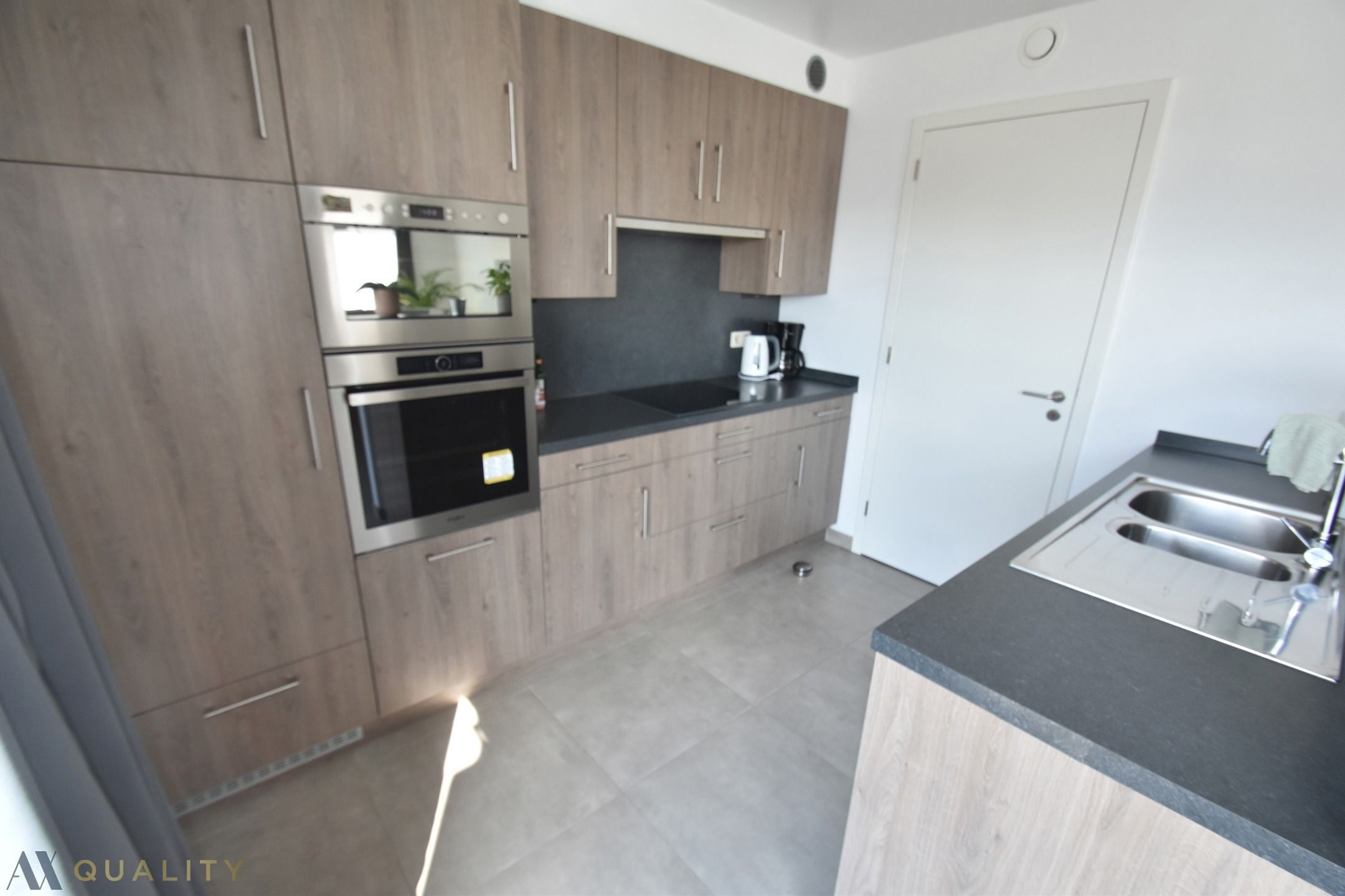 Modern 3 slpk.-appartement met groot terras, autostplts en  lift. Vrij vnf 01/01/'26 foto 5