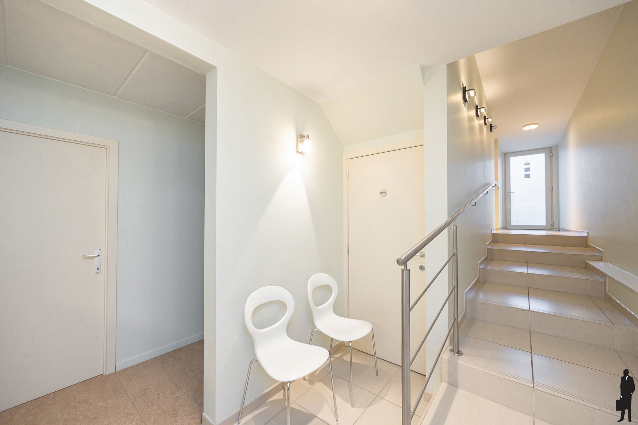 Woning met praktijkruimte  foto 10
