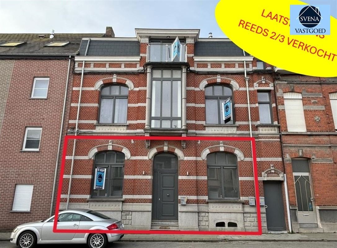 GELIJKVLOERSAPPARTEMENT MET 2 SLAAPKAMERS foto {{pictureIndex}}